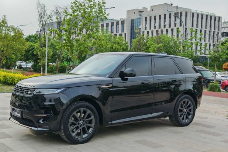 Used Land Rover Range Sport 2024 400PS Dynamic SE Exterior 1