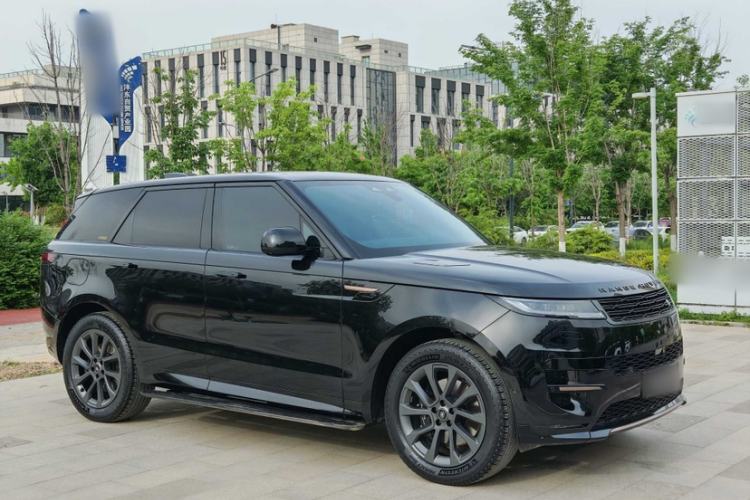 Used Land Rover Range Sport 2024 400PS Dynamic SE Exterior 3