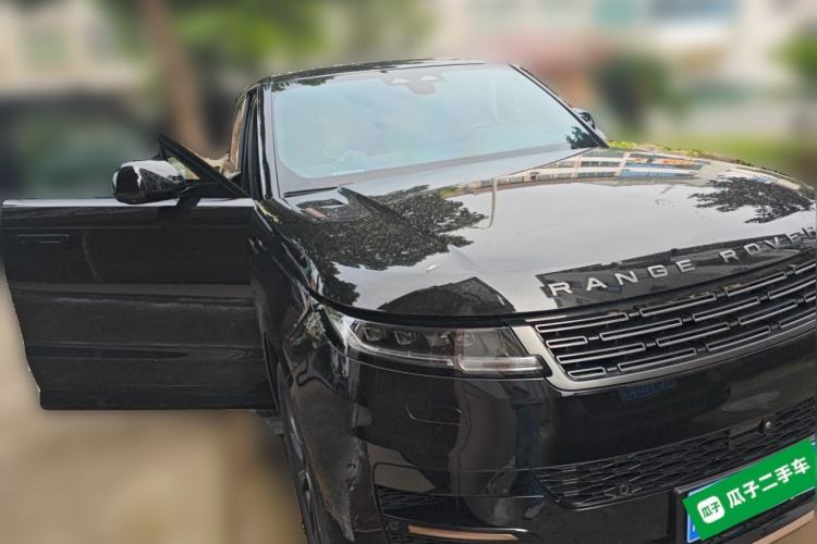 Used Land Rover Range Sport 2024 400PS Dynamic SE Front Right 45 Deg