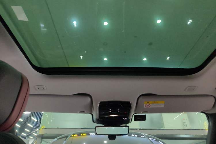 Used Land Rover Range Sport 2024 400PS Dynamic SE Headliner