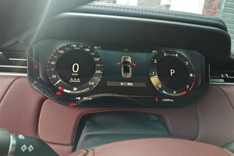 Used Land Rover Range Sport 2024 400PS Dynamic SE Instrument Cluster