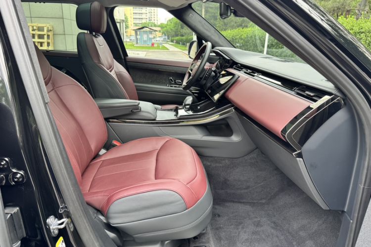 Used Land Rover Range Sport 2024 400PS Flagship Edition Interior 10