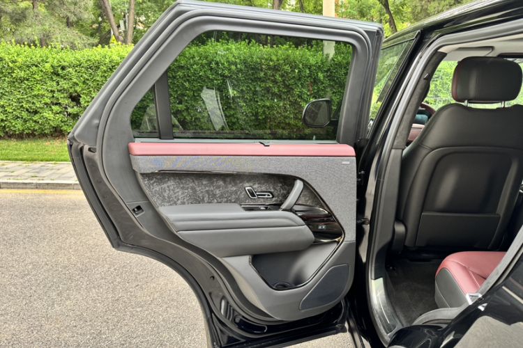 Used Land Rover Range Sport 2024 400PS Flagship Edition Interior 12