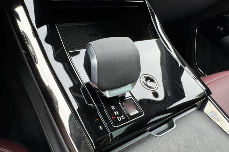 Used Land Rover Range Sport 2024 400PS Flagship Edition Interior 3