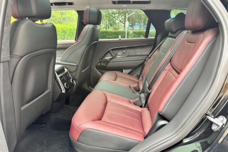 Used Land Rover Range Sport 2024 400PS Flagship Edition Interior 6