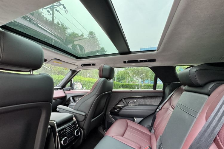 Used Land Rover Range Sport 2024 400PS Flagship Edition Interior 7