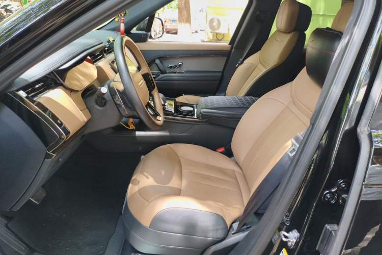 Used Land Rover Range Sport 2024 400PS Dynamic SE Left Front Seat