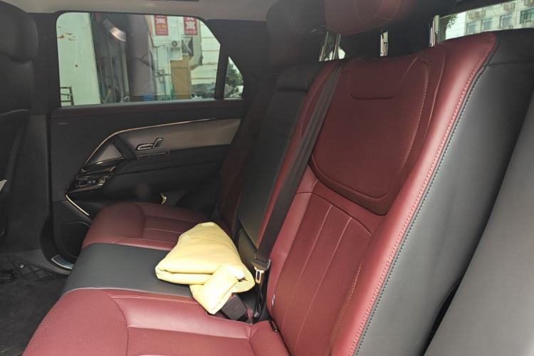Used Land Rover Range Sport 2024 400PS Dynamic SE Left Rear Seat