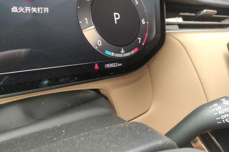 Used Land Rover Range Sport 2024 400PS Dynamic SE Odometer Close Up