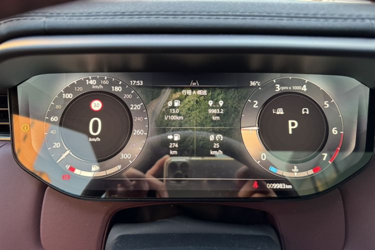 Used Land Rover Range Sport 2024 400PS Dynamic HSE Odometer Close Up