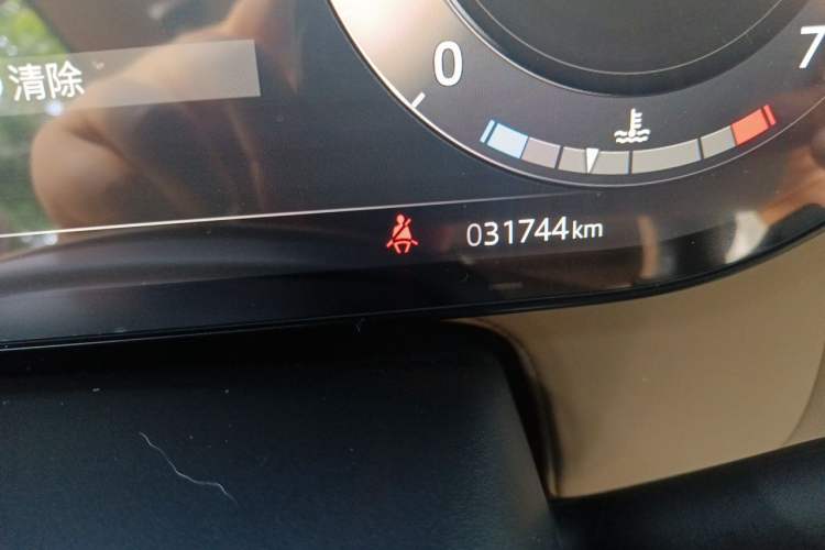 Used Land Rover Range Sport 2024 400PS Dynamic SE Odometer Close Up