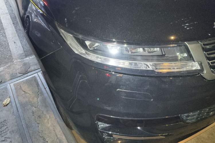 Used Land Rover Range Sport 2024 400PS Dynamic SE Right Front Headlight
