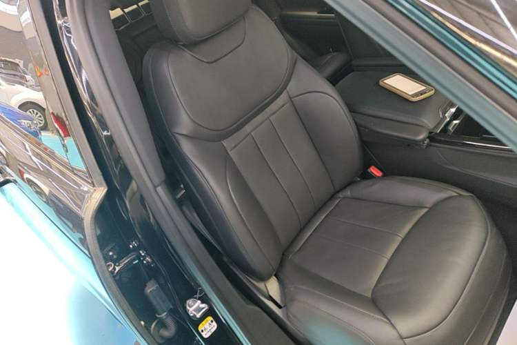 Used Land Rover Range Sport 2024 360 PS S Right Front Seat