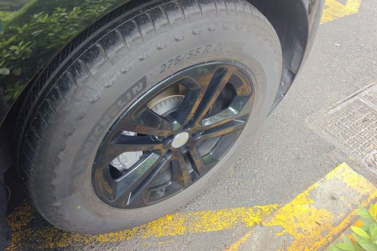 Used Land Rover Range Sport 2024 360 PS S Right Front Wheel Hub