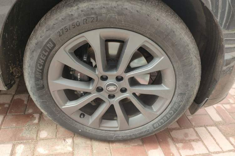 Used Land Rover Range Sport 2024 400PS Dynamic SE Right Front Wheel Hub