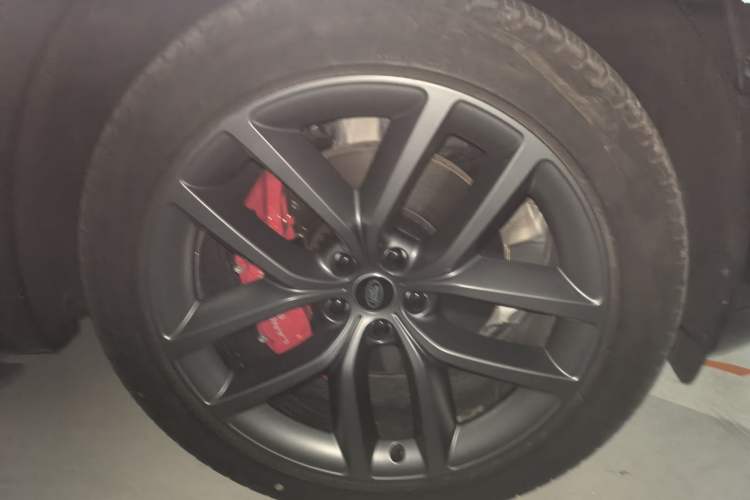 Used Land Rover Range Sport 2024 400PS Dynamic SE Right Front Wheel Hub