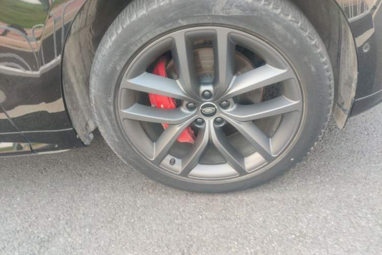 Used Land Rover Range Sport 2024 400PS Dynamic HSE Right Front Wheel Hub