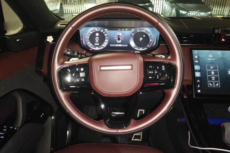 Used Land Rover Range Sport 2024 400PS Dynamic SE Steering Wheel