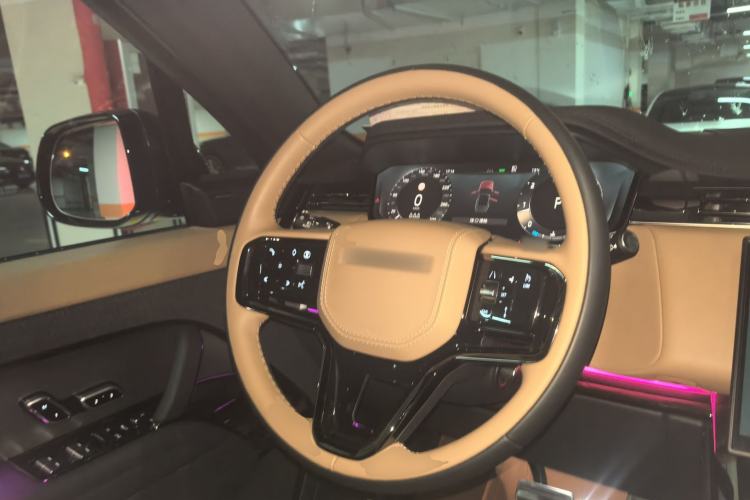 Used Land Rover Range Sport 2024 400PS Dynamic SE Steering Wheel