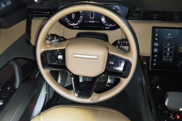 Used Land Rover Range Sport 2024 400PS Dynamic SE Steering Wheel