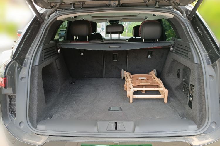 Used Land Rover Range Sport 2024 400PS Dynamic SE Trunk