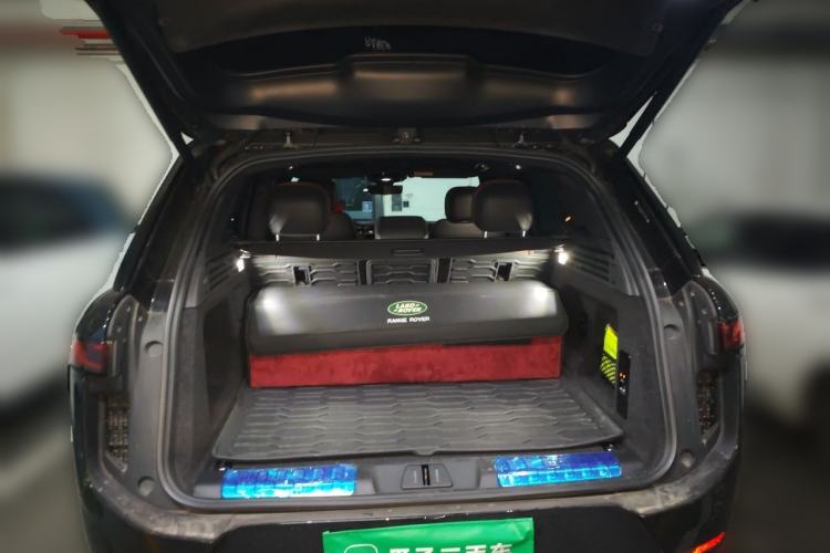 Used Land Rover Range Sport 2024 400PS Dynamic SE Trunk