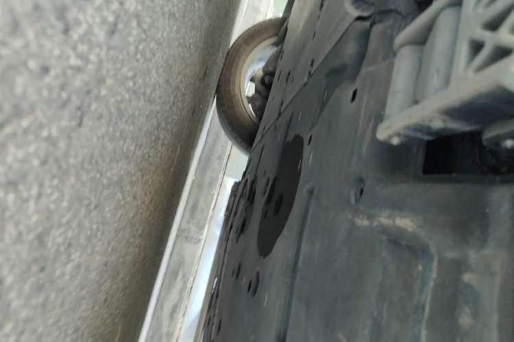 Used Land Rover Range Sport 2024 400PS Dynamic SE Chassis Front Left
