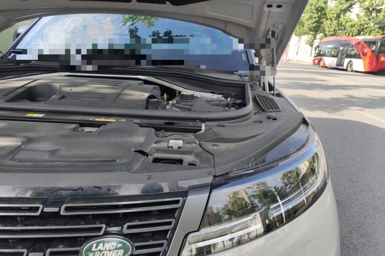 Used Land Rover Range Sport 2024 400PS Dynamic SE Engine Bay Left