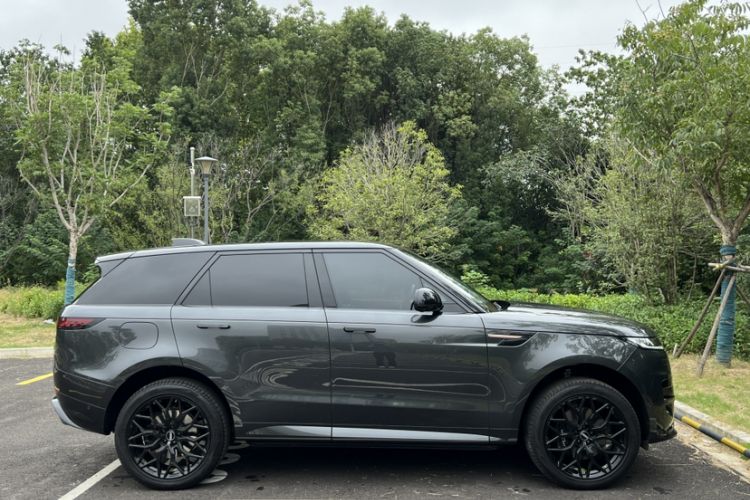 Used Land Rover Range Sport 2024 400PS Dynamic HSE Exterior 5