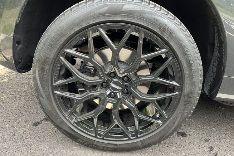 Used Land Rover Range Sport 2024 400PS Dynamic HSE Exterior 9