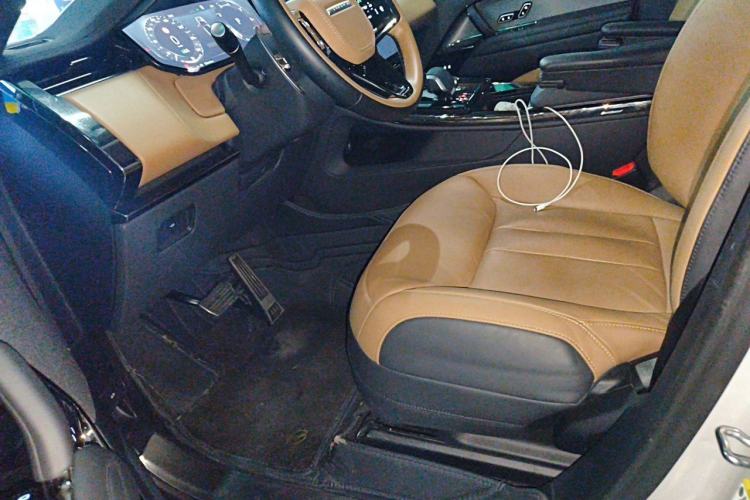 Used Land Rover Range Sport 2024 400PS Dynamic SE Left Front Seat