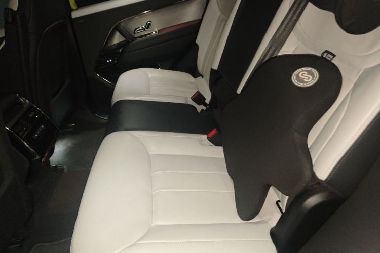 Used Land Rover Range Sport 2024 400PS Dynamic SE Left Rear Seat