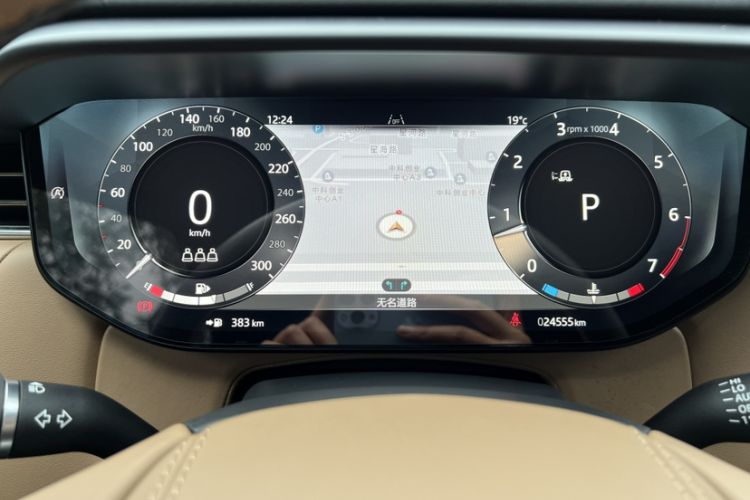 Used Land Rover Range Sport 2024 400PS Dynamic HSE Odometer Close Up
