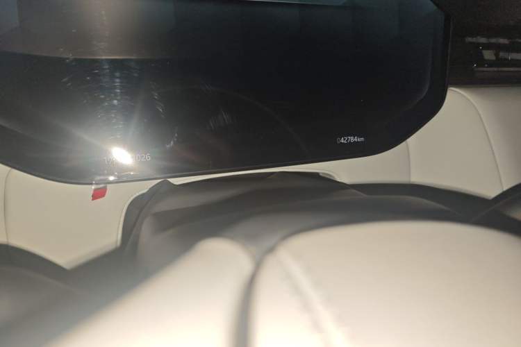 Used Land Rover Range Sport 2024 400PS Dynamic SE Odometer Close Up