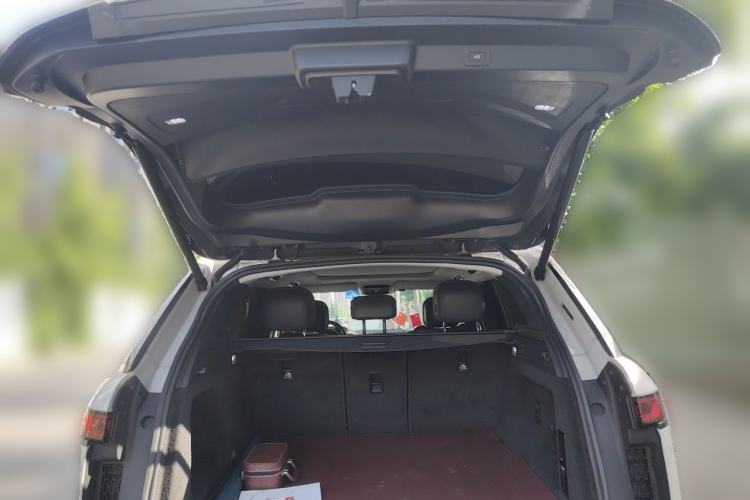 Used Land Rover Range Sport 2024 400PS Dynamic SE Trunk