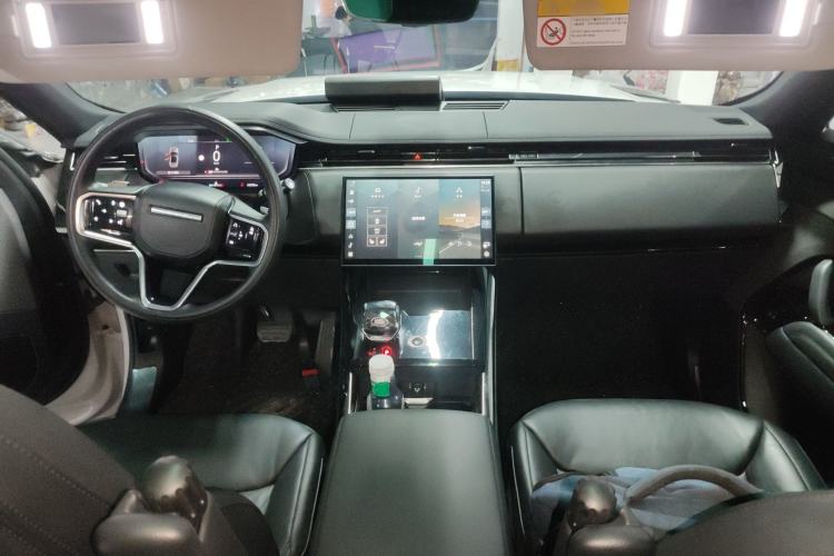 Used Land Rover Range Sport 2024 360 PS S Center Console
