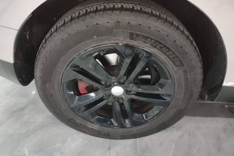 Used Land Rover Range Sport 2024 360 PS S Right Rear Wheel Hub