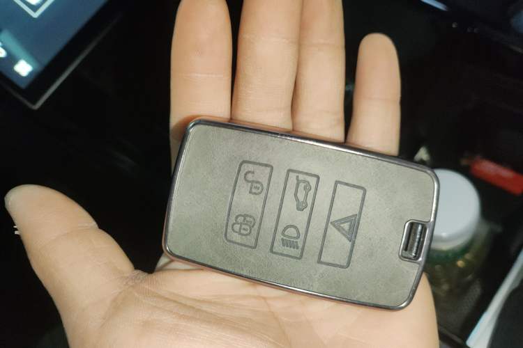Used Land Rover Range Sport 2024 360 PS S Vehicle Key