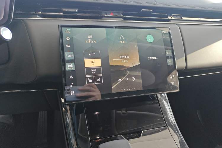 Used Land Rover Range Sport 2024 360 PS S Audio And AC Panel