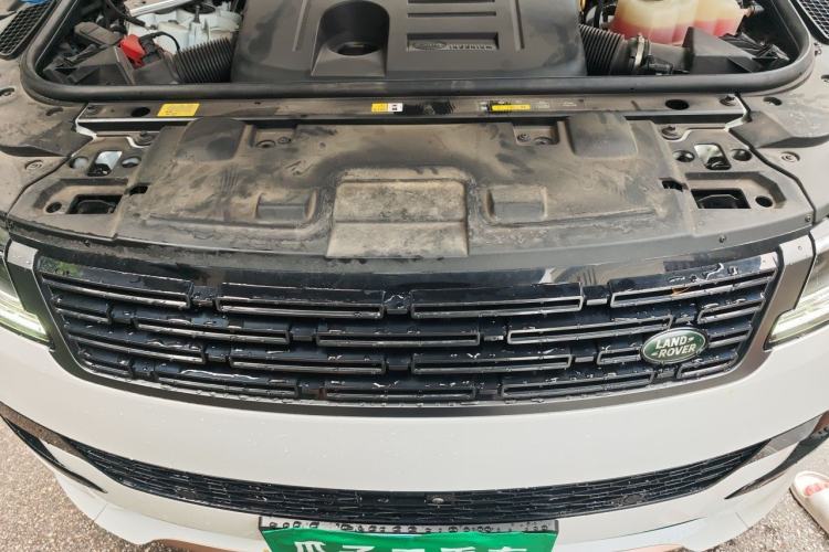 Used Land Rover Range Sport 2024 400PS Dynamic SE Engine Bay