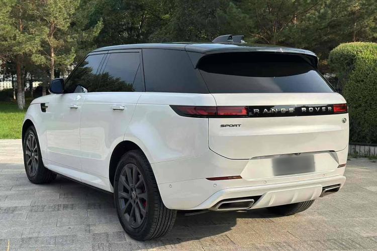 Used Land Rover Range Sport 2024 400PS Dynamic SE Exterior 2