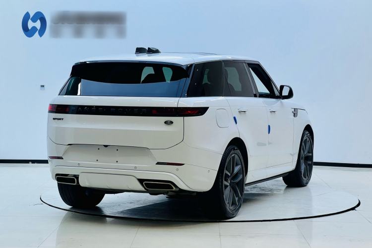 Used Land Rover Range Sport 2024 400PS Dynamic SE Exterior 4
