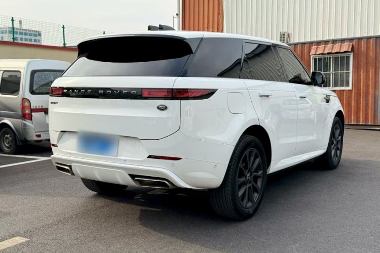 Used Land Rover Range Sport 2024 400PS Dynamic SE Exterior 5