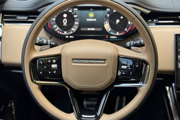 Used Land Rover Range Sport 2024 400PS Dynamic SE Interior 3