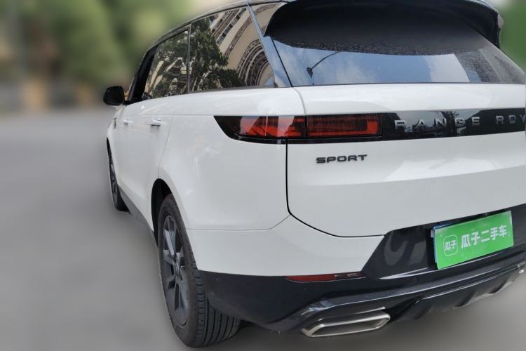 Used Land Rover Range Sport 2024 400PS Dynamic SE Rear Left 45 Deg