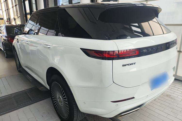 Used Land Rover Range Sport 2024 400PS Dynamic SE Rear Left 45 Deg