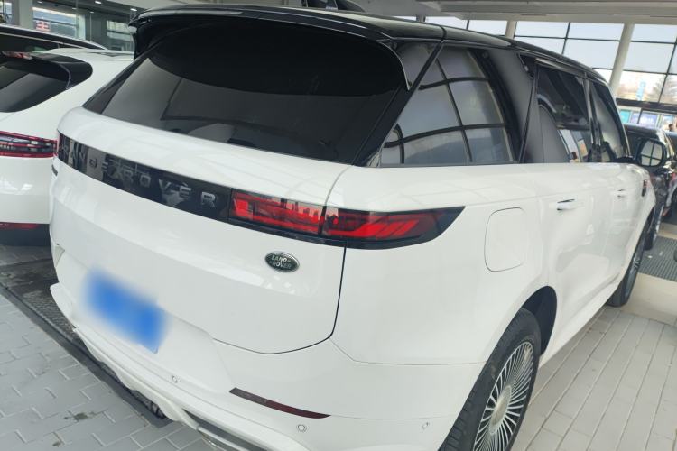Used Land Rover Range Sport 2024 400PS Dynamic SE Rear Right 45 Deg