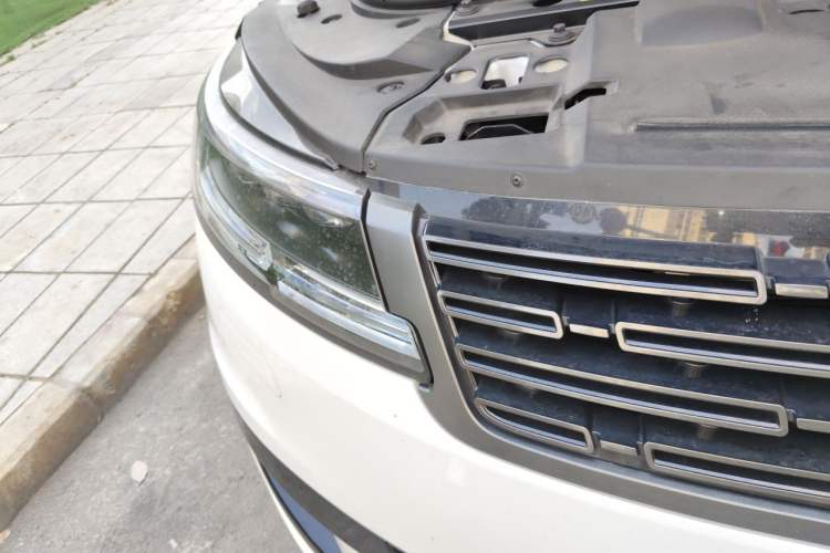 Used Land Rover Range Sport 2024 400PS Dynamic SE Right Front Headlight