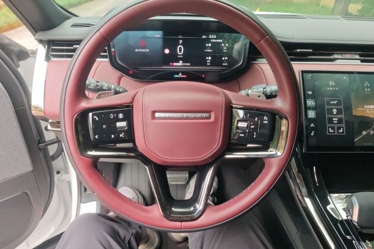 Used Land Rover Range Sport 2024 400PS Dynamic SE Steering Wheel