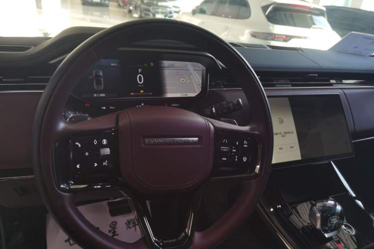 Used Land Rover Range Sport 2024 400PS Dynamic SE Steering Wheel